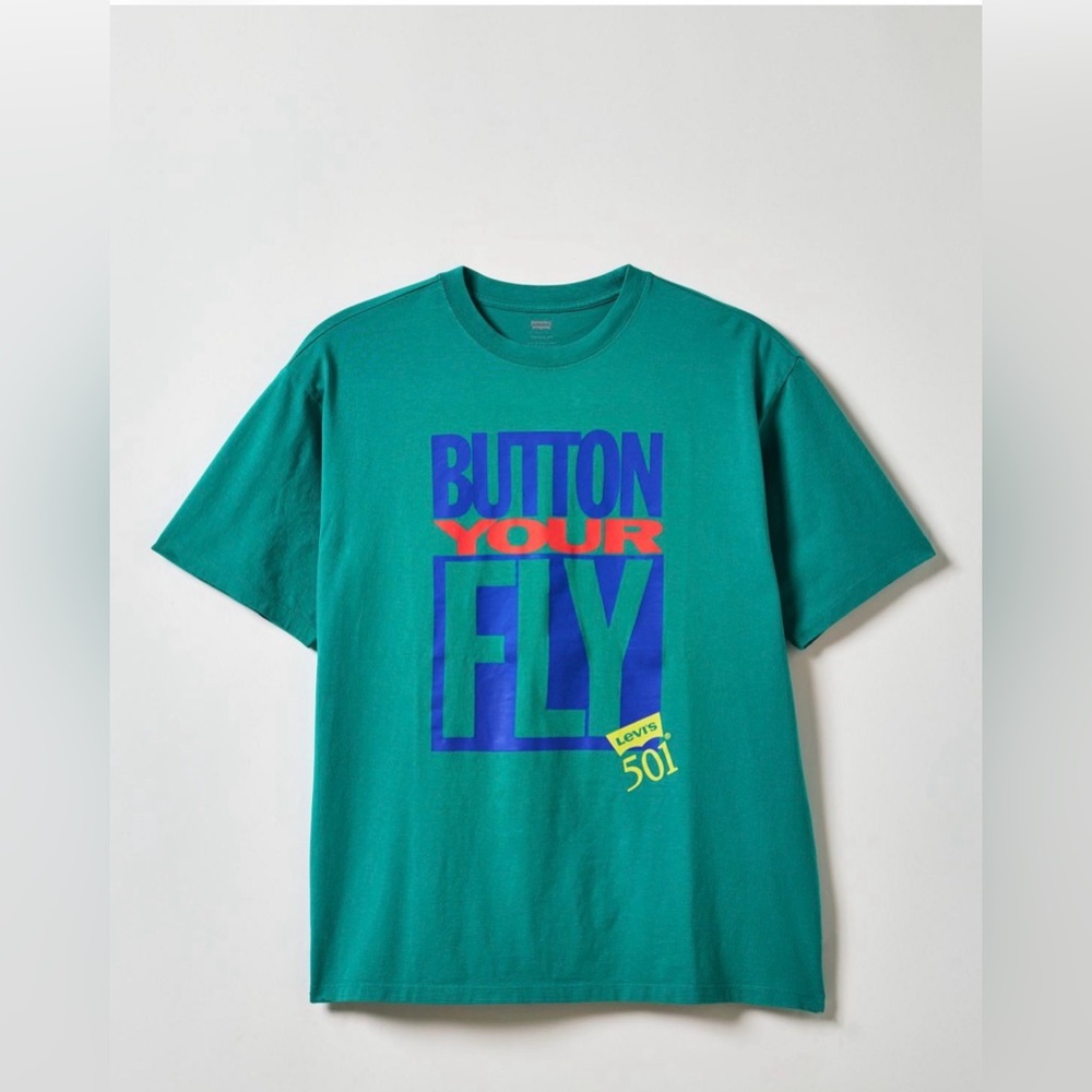 NWOT Levi’s Tee